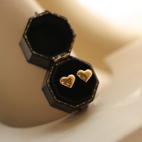 lijiayione Golden Stainless Steel Heart Shape Ear Studs - Romantic and Chic - Perfect for Women of All Ages