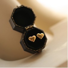 lijiayione Golden Stainless Steel Heart Shape Ear Studs - Romantic and Chic - Perfect for Women of All Ages